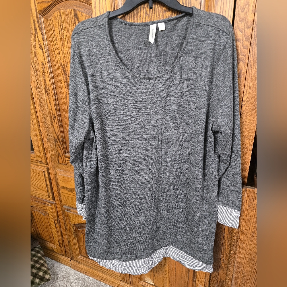 Long sleeve top
